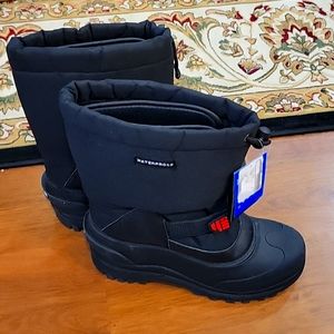 Landmark Men's  Waterproof Boots Black Thermolite Liner Size 9.5 New with Tags…